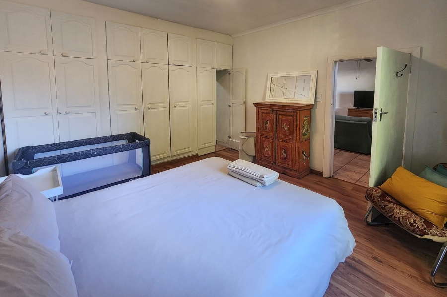 2 Bedroom Property for Sale in Harfield Village Western Cape